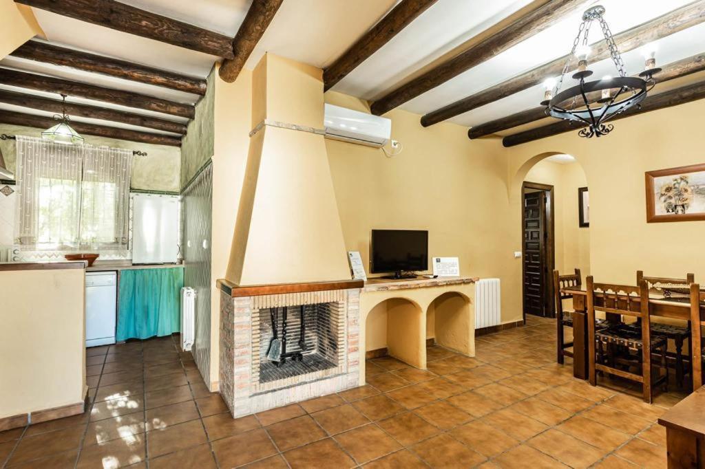 Complejo Turistico El Alamo Hotell Hornachuelos Exteriör bild