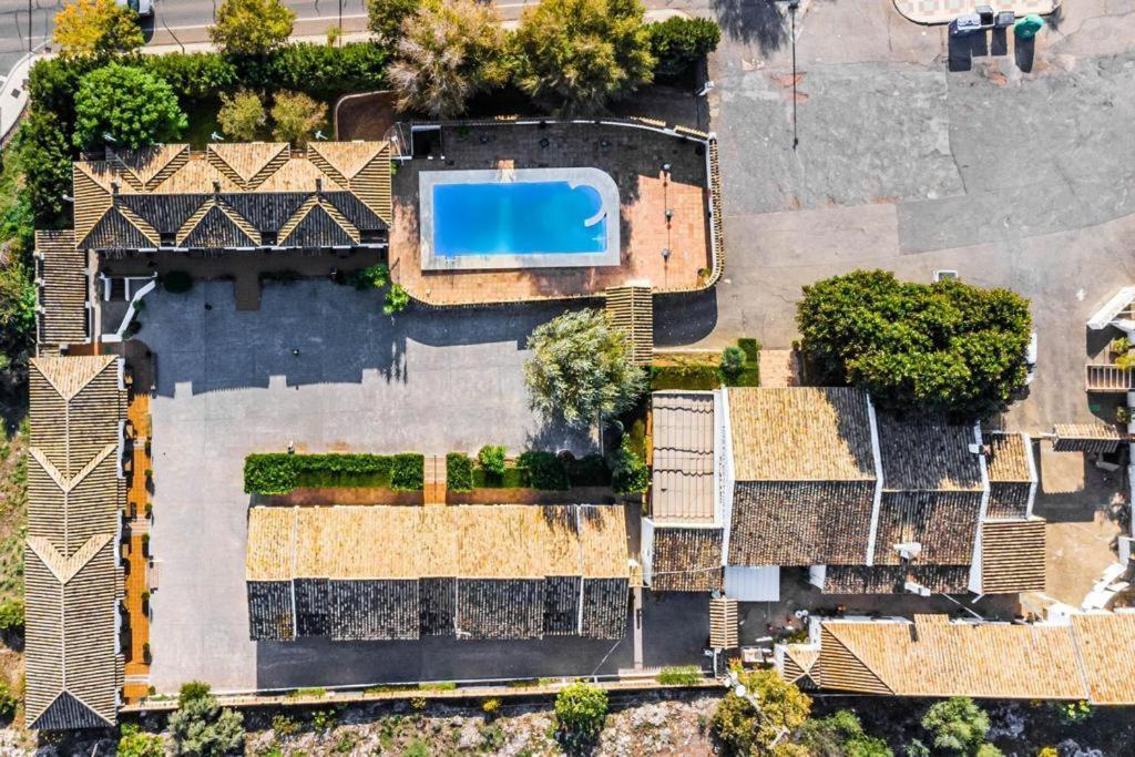 Complejo Turistico El Alamo Hotell Hornachuelos Exteriör bild