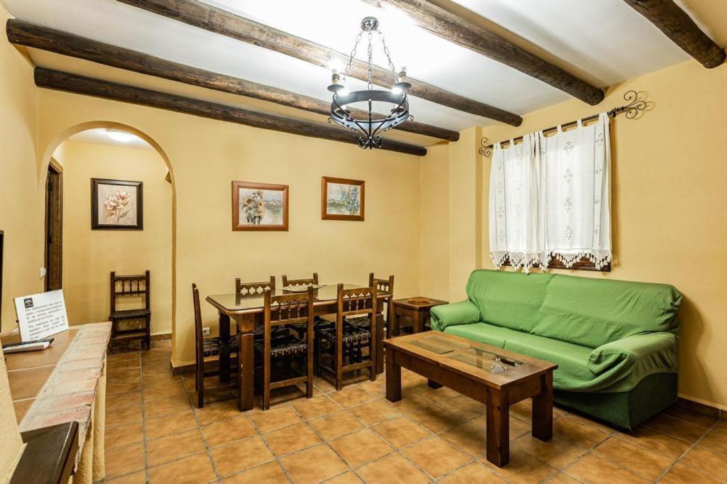 Complejo Turistico El Alamo Hotell Hornachuelos Exteriör bild
