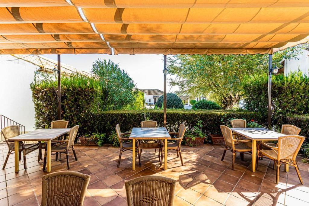 Complejo Turistico El Alamo Hotell Hornachuelos Exteriör bild