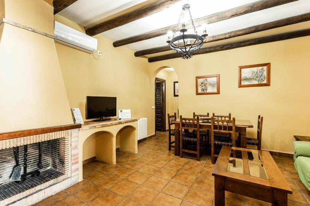 Complejo Turistico El Alamo Hotell Hornachuelos Exteriör bild